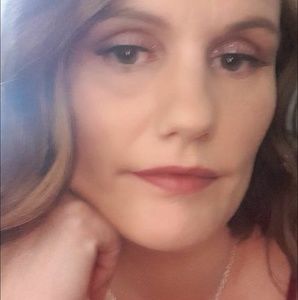 Meet your Posher, Tarra